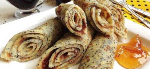 Блины тонкие с маком
